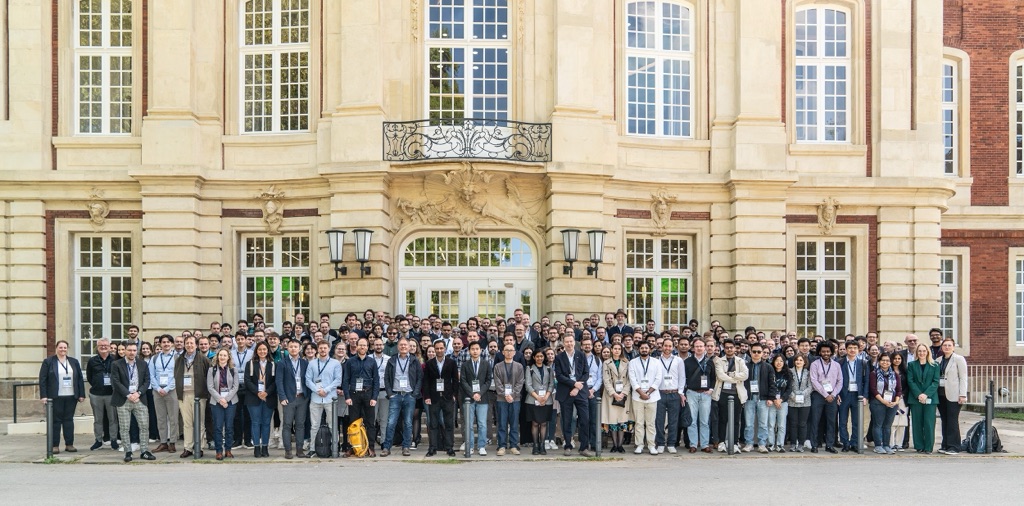 Battery 2030+ annual conference group picture